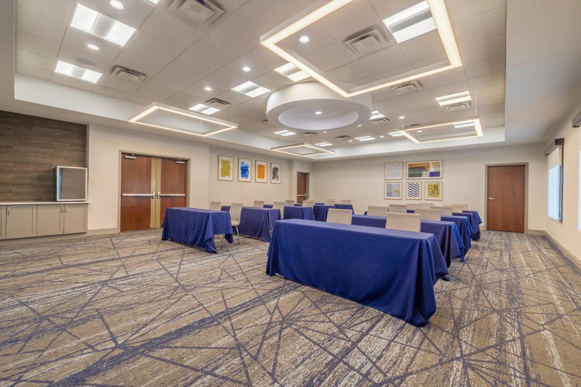 Holiday Inn Express & Suites Kansas City Airport By Ihg Exteriér fotografie