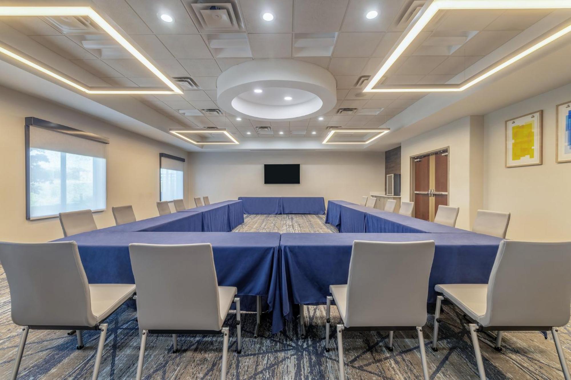 Holiday Inn Express & Suites Kansas City Airport By Ihg Exteriér fotografie