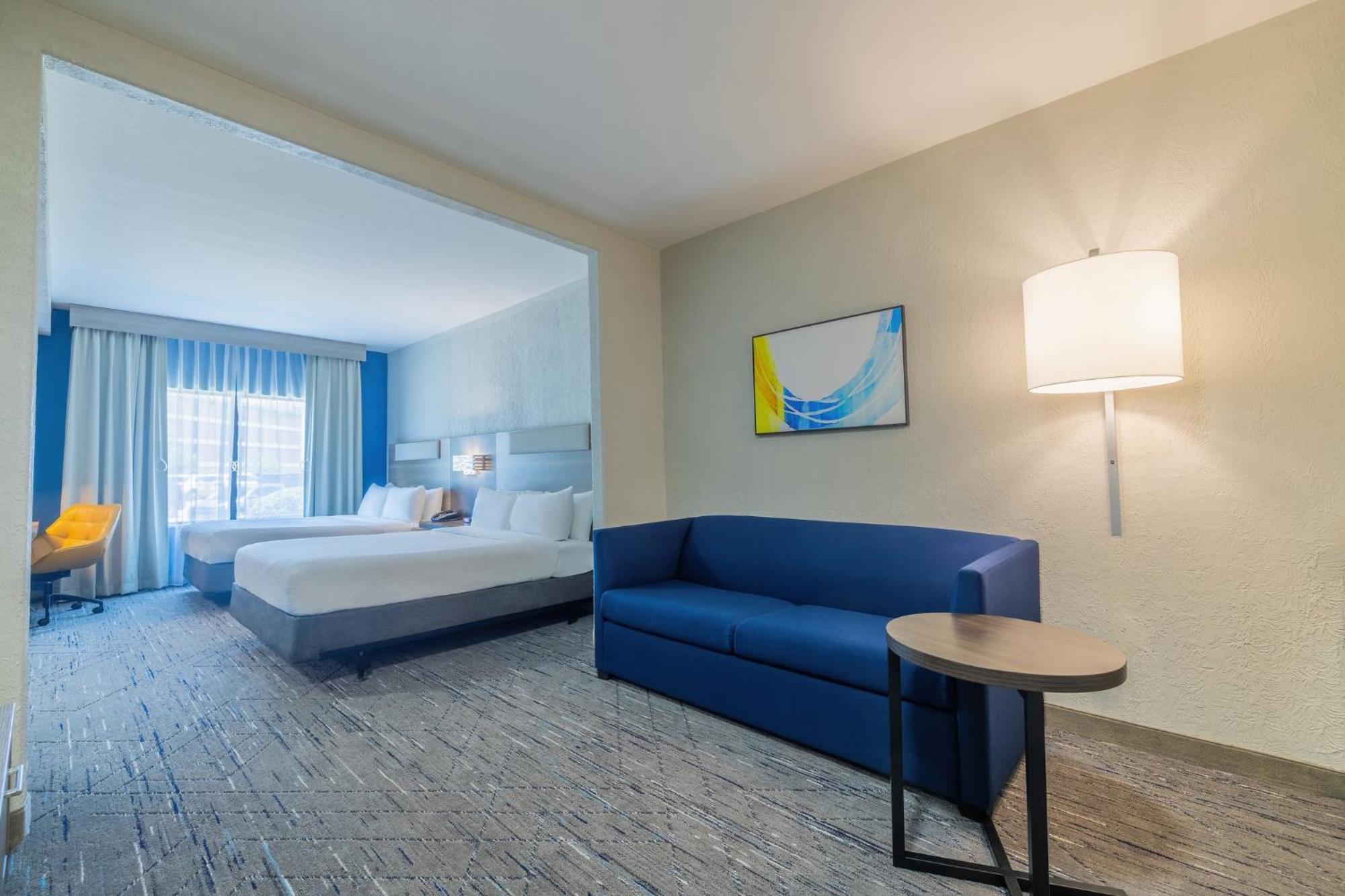 Holiday Inn Express & Suites Kansas City Airport By Ihg Exteriér fotografie