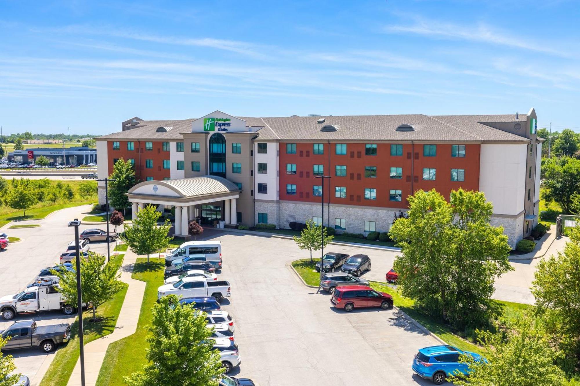 Holiday Inn Express & Suites Kansas City Airport By Ihg Exteriér fotografie
