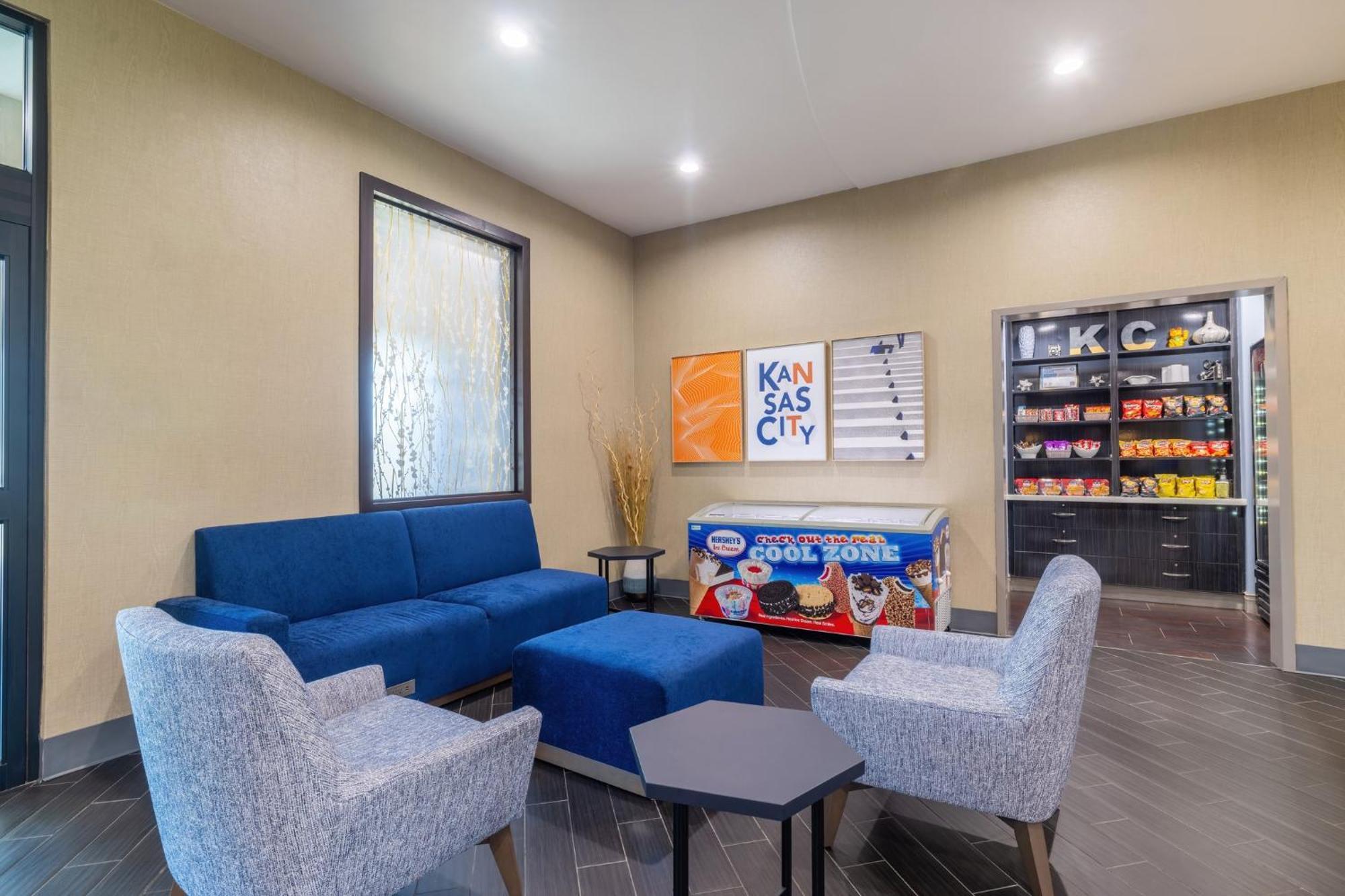 Holiday Inn Express & Suites Kansas City Airport By Ihg Exteriér fotografie