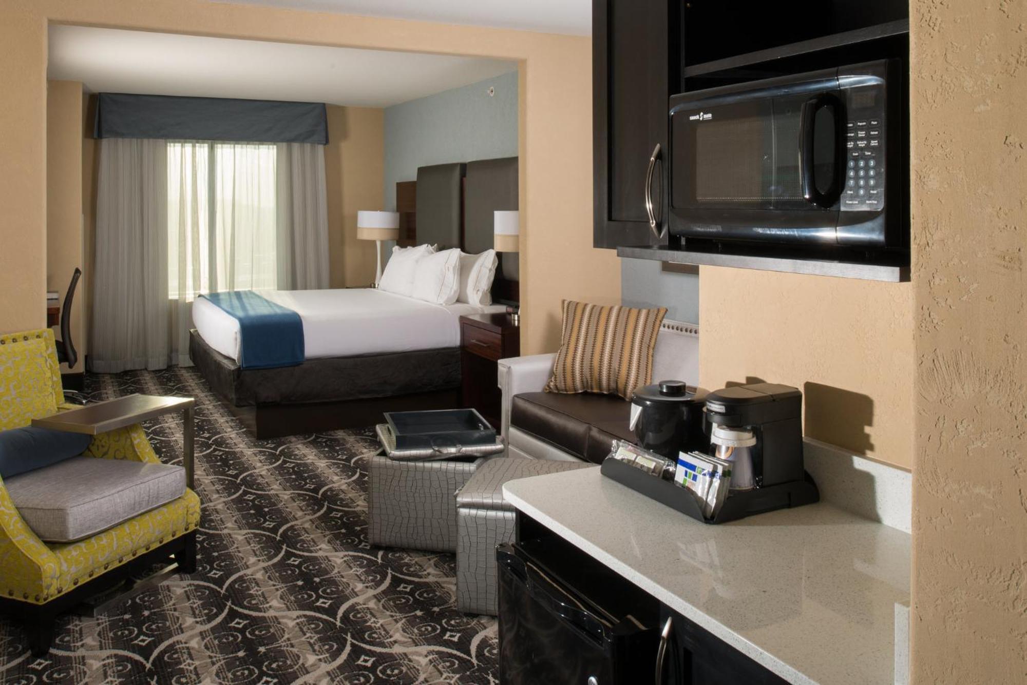 Holiday Inn Express & Suites Kansas City Airport By Ihg Exteriér fotografie